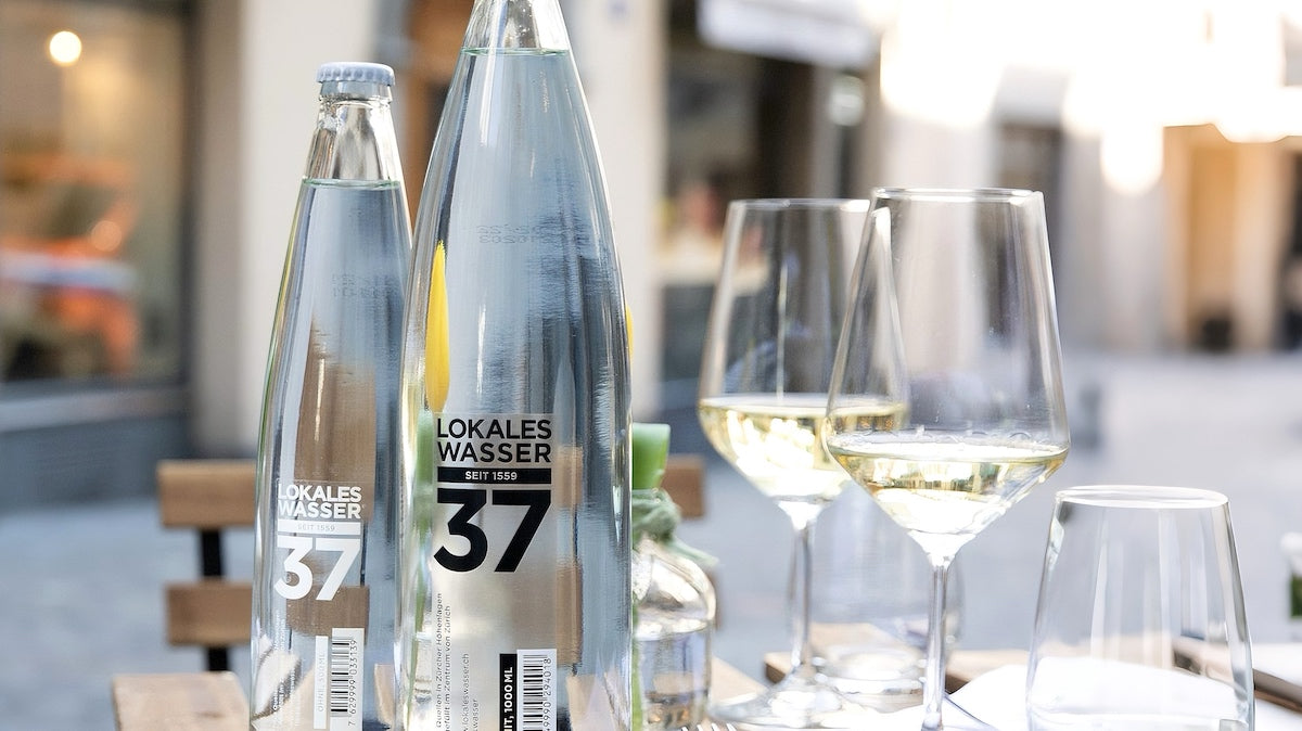 
Lokales Wasser 37 fine water bottle