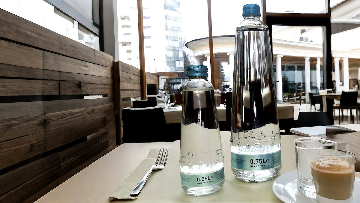 
Namizo fine water bottle